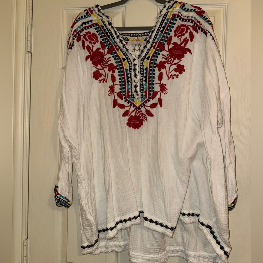 PLUS SIZE - Johnny Was Belvedere Colorful Embroidered Floral Gauze Tunic